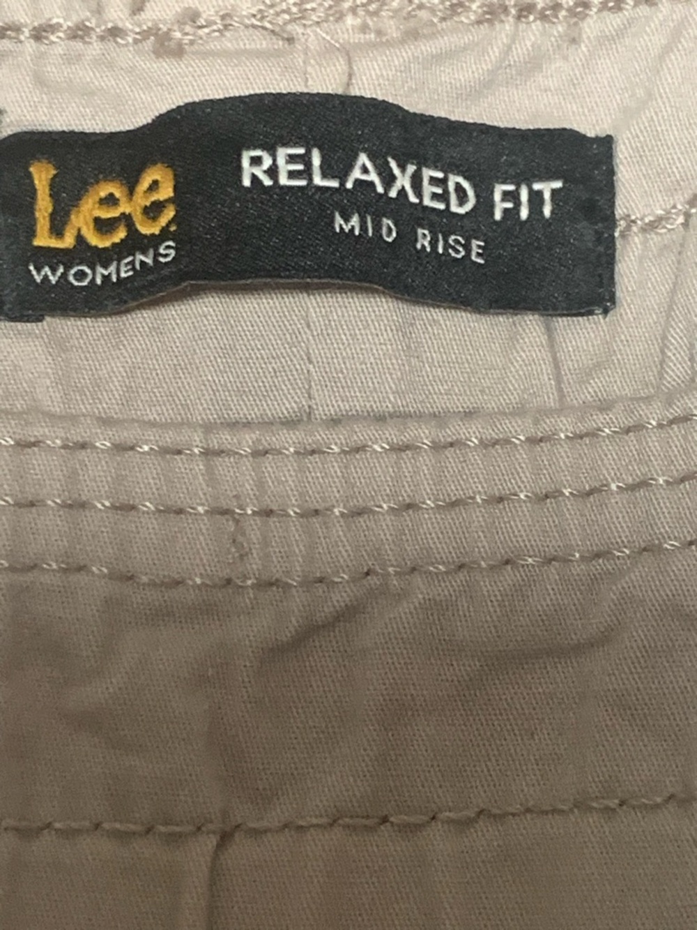 LEE Womens Palisade Flex 2 Go Relaxed Mid Rise Skimmer Shorts NEW Size 24 W Med - Picture 3 of 9